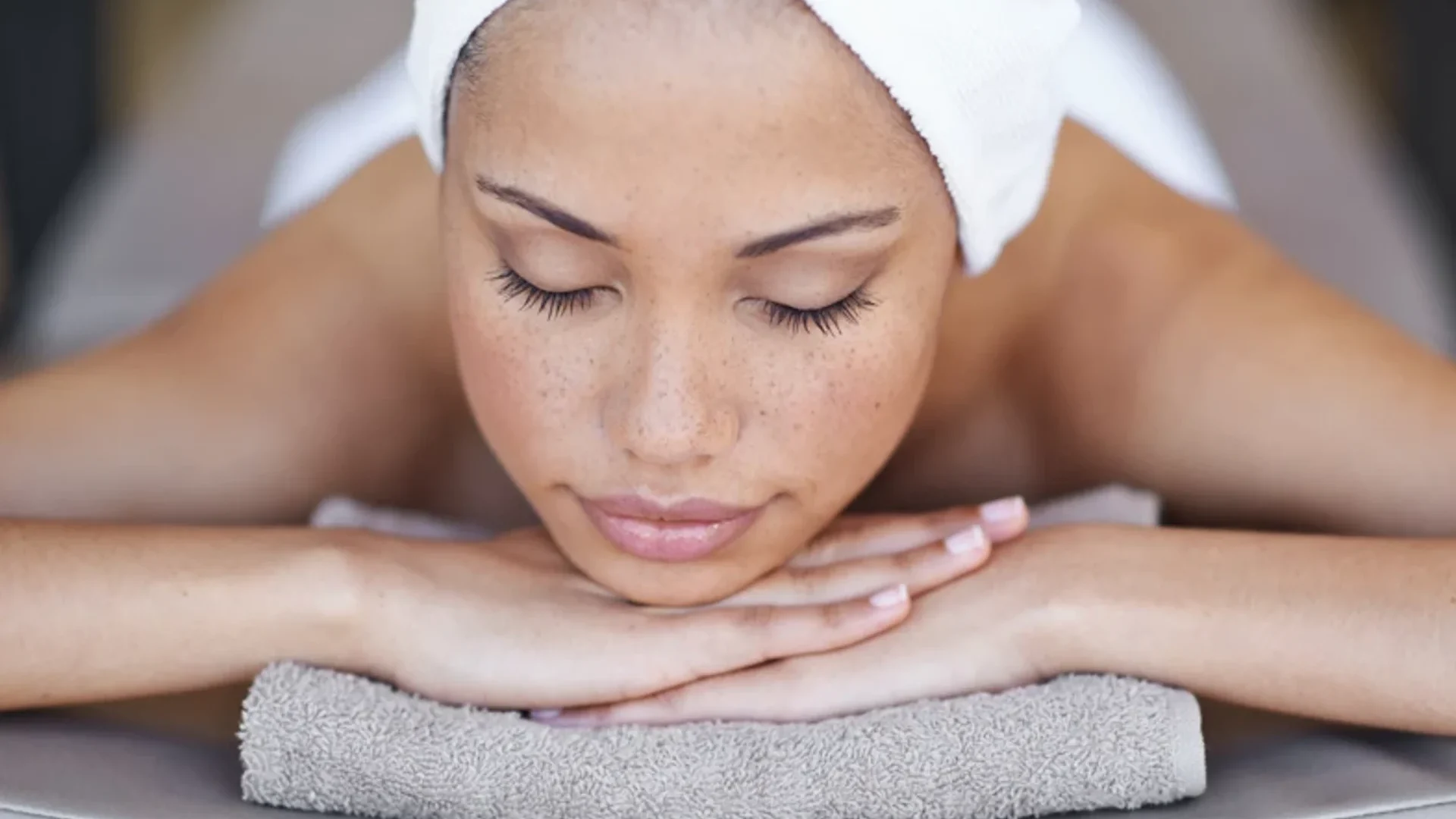 Soin du visage relaxant Phytocéane pour homme et femme à l'institut Infusion Sérénité, Puilboreau